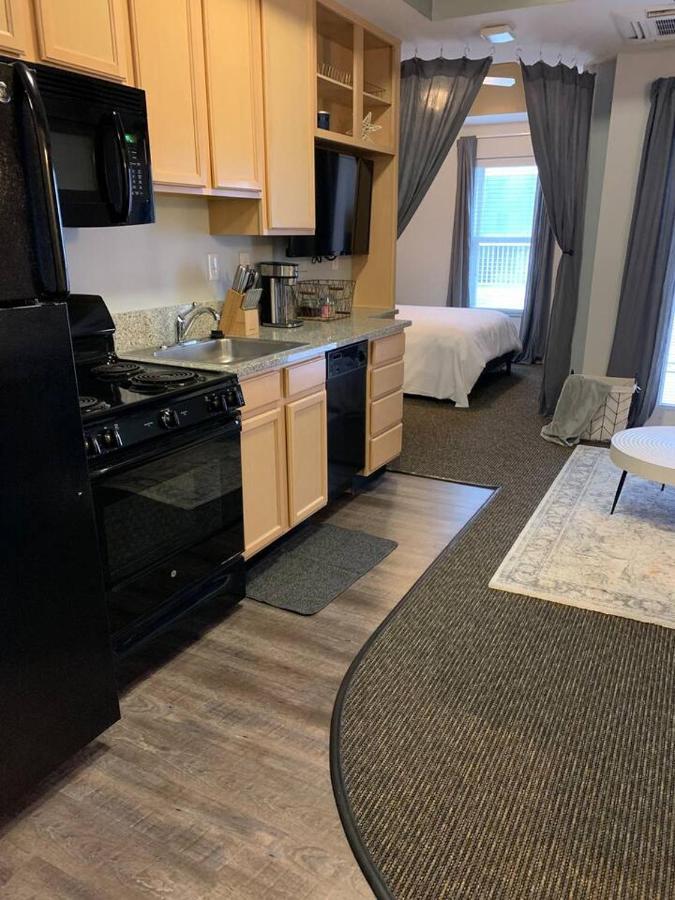 Studio On The Canal Apartment Indianapolis Bagian luar foto