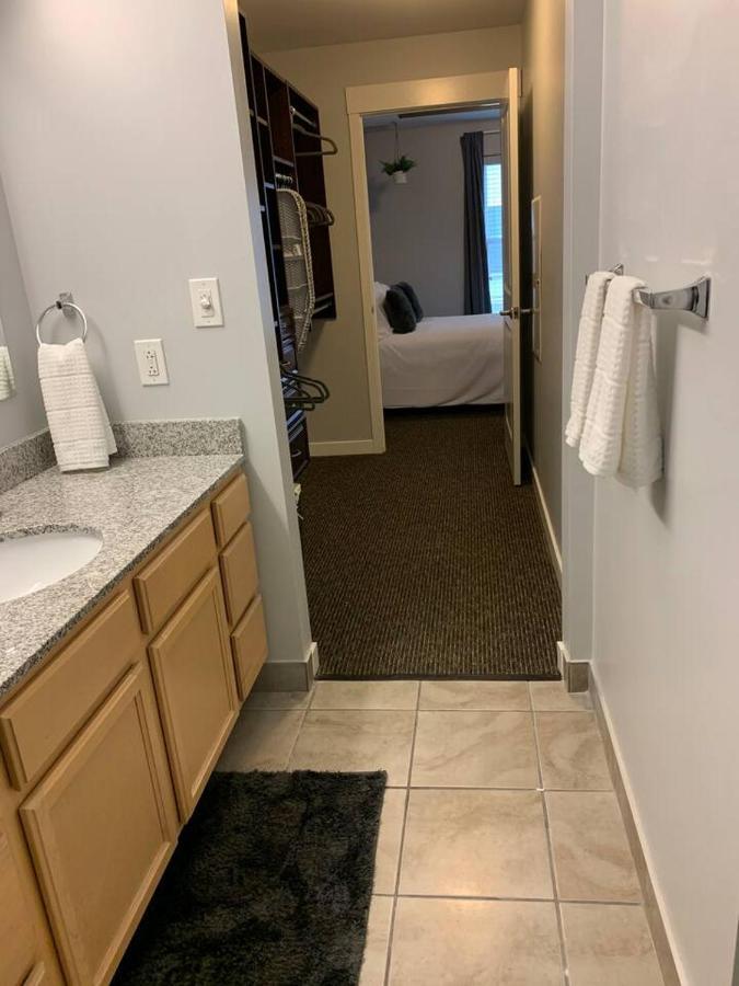 Studio On The Canal Apartment Indianapolis Bagian luar foto